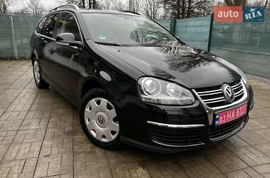 Универсал Volkswagen Golf 2008 в Сумах