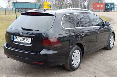Универсал Volkswagen Golf 2011 в 