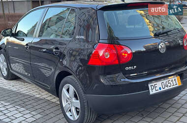 Хэтчбек Volkswagen Golf 2006 в Ивано-Франковске