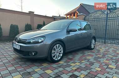 Хэтчбек Volkswagen Golf 2010 в Мукачево