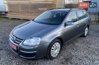 Універсал Volkswagen Golf 2009 в Івано-Франківську