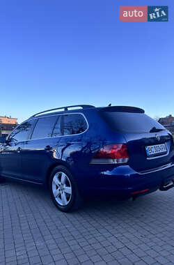 Универсал Volkswagen Golf 2011 в Львове