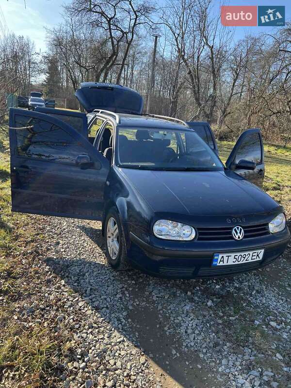 Универсал Volkswagen Golf 2001 в Ивано-Франковске