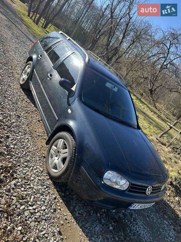 Универсал Volkswagen Golf 2001 в Ивано-Франковске