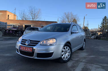 Універсал Volkswagen Golf 2009 в Луцьку