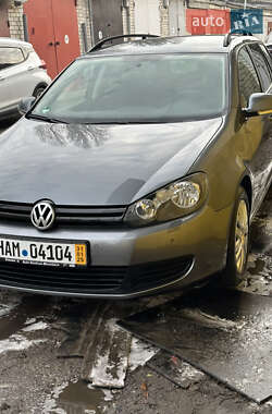 Универсал Volkswagen Golf 2011 в Черкассах