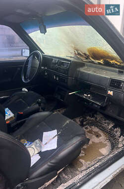 Хэтчбек Volkswagen Golf 1988 в 