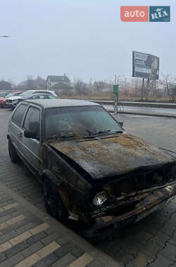Хэтчбек Volkswagen Golf 1988 в 