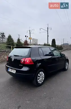 Volkswagen Golf 2004