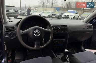 Універсал Volkswagen Golf 2000 в Дніпрі