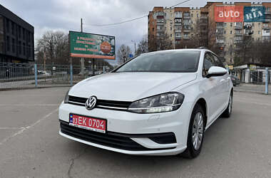 Универсал Volkswagen Golf 2018 в Хмельницком