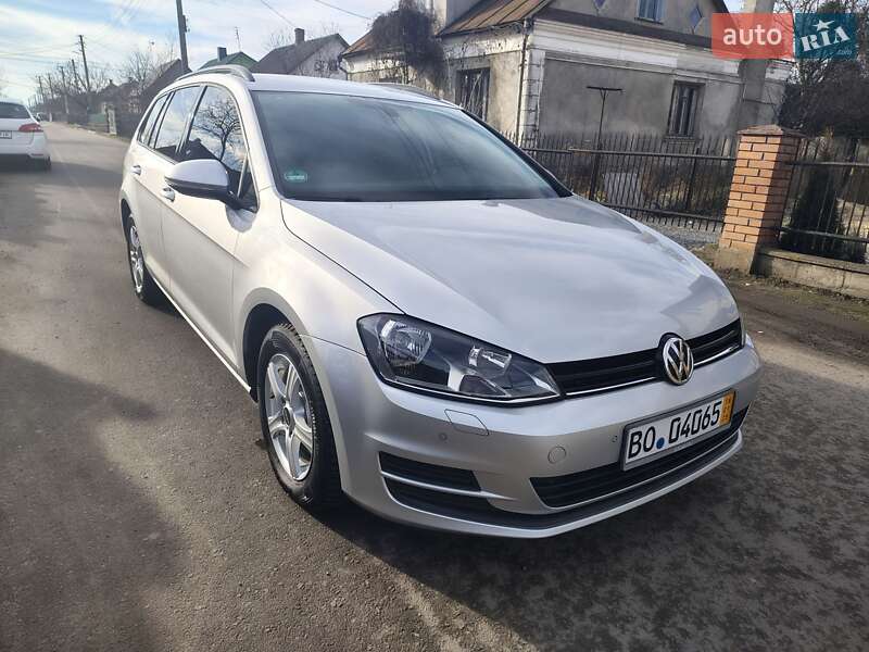 Універсал Volkswagen Golf 2013 в Дубні