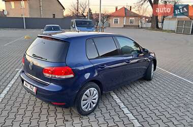 Хэтчбек Volkswagen Golf 2009 в Ужгороде