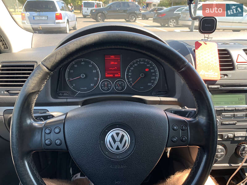 Універсал Volkswagen Golf 2009 в Харкові