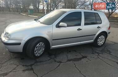 Хетчбек Volkswagen Golf 2000 в Гадячі