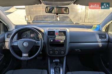 Хэтчбек Volkswagen Golf 2007 в Киеве