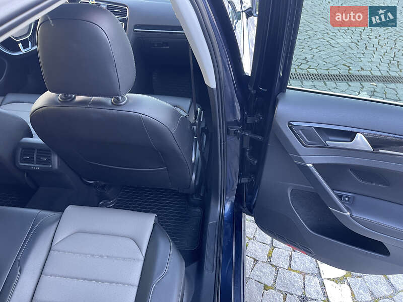 Универсал Volkswagen Golf 2015 в Харькове