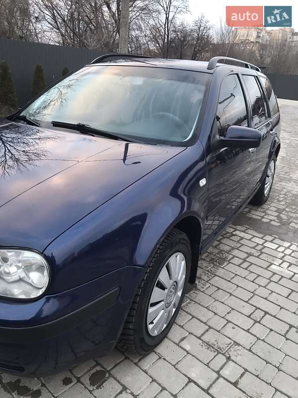 Універсал Volkswagen Golf 2001 в Кам'янець-Подільському