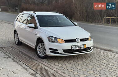 Универсал Volkswagen Golf 2013 в Сваляве