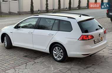 Универсал Volkswagen Golf 2013 в Сваляве