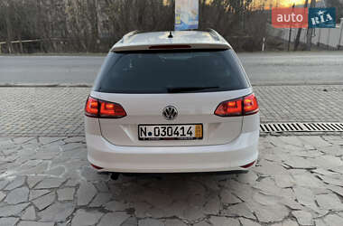 Универсал Volkswagen Golf 2013 в Сваляве