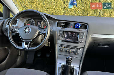 Універсал Volkswagen Golf 2014 в Стрию