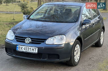 Хэтчбек Volkswagen Golf 2005 в Хмельницком