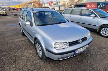 Універсал Volkswagen Golf 2001 в Черкасах