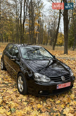 Хетчбек Volkswagen Golf 2009 в 
