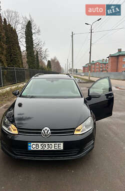 Универсал Volkswagen Golf 2014 в Бобровице