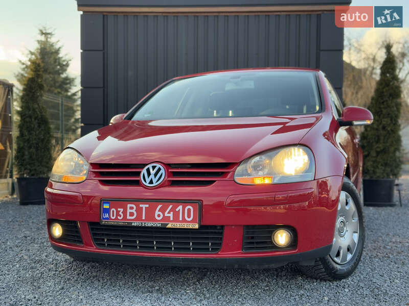 Volkswagen Golf 2004
