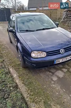Volkswagen Golf 2001
