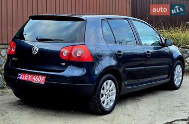 Хэтчбек Volkswagen Golf 2005 в Полтаве