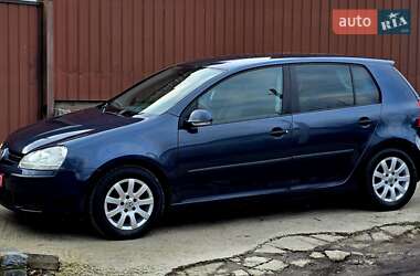 Хэтчбек Volkswagen Golf 2005 в Полтаве