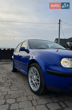 Хетчбек Volkswagen Golf 1998 в Любомлі