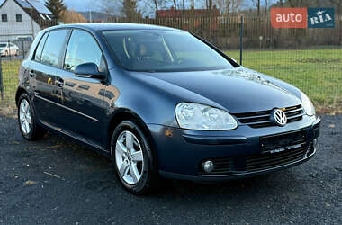 Хетчбек Volkswagen Golf 2008 в Хмельницькому