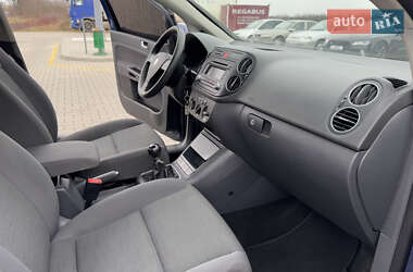 Хэтчбек Volkswagen Golf 2008 в Коломые