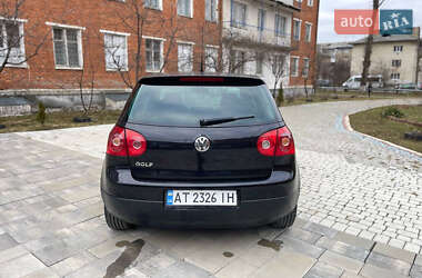 Хетчбек Volkswagen Golf 2007 в Надвірній