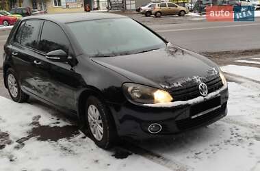 Хэтчбек Volkswagen Golf 2009 в Лубнах