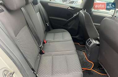 Хетчбек Volkswagen Golf 2010 в 