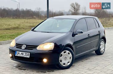 Хетчбек Volkswagen Golf 2008 в Рівному