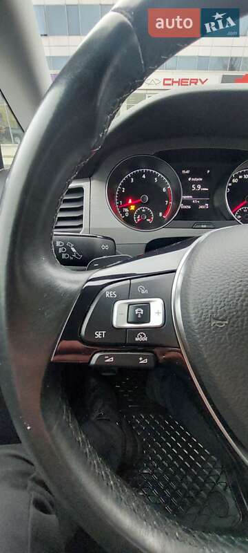 Универсал Volkswagen Golf 2015 в Львове