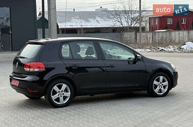 Хетчбек Volkswagen Golf 2010 в Житомирі