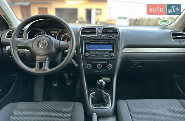 Універсал Volkswagen Golf 2011 в 