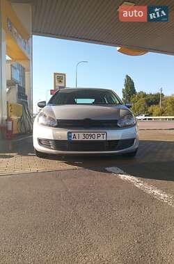 Хетчбек Volkswagen Golf 2012 в Яготині