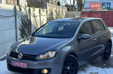 Хетчбек Volkswagen Golf 2009 в Дніпрі