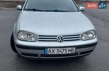 Хетчбек Volkswagen Golf 2001 в Зміїві