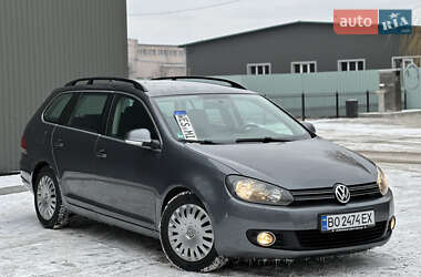 Універсал Volkswagen Golf 2009 в Тернополі