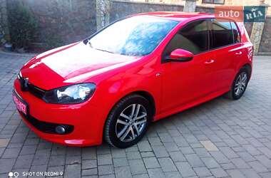 Хэтчбек Volkswagen Golf 2010 в Костополе