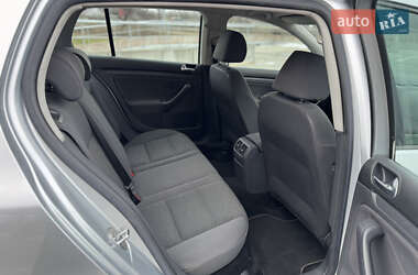 Хэтчбек Volkswagen Golf 2007 в Киеве